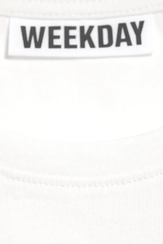 Short-Sleeved Raglan T-Shirt – Off-White Short-Sleeved Raglan T-Shirt – Off-White