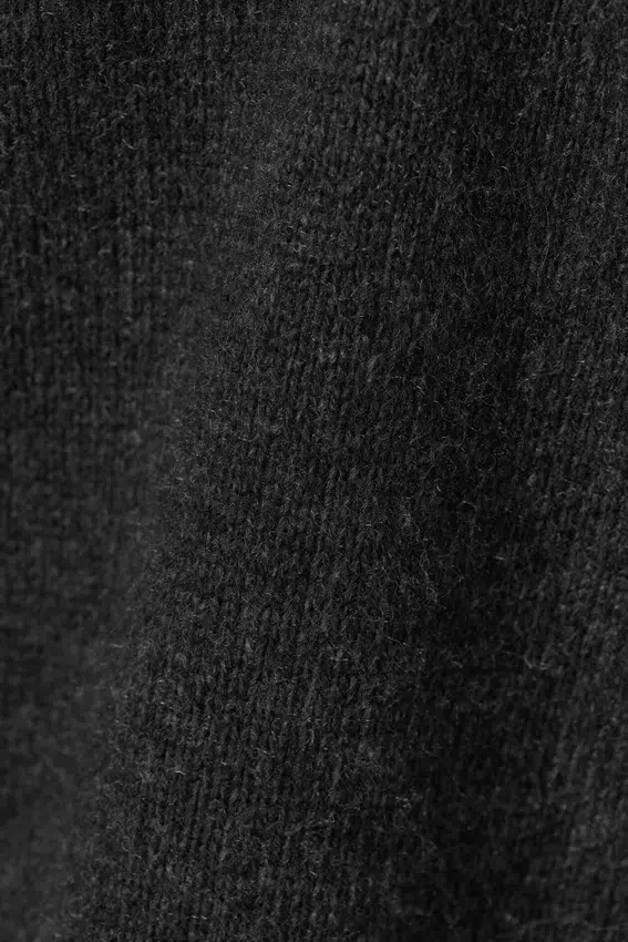 Shrunken Distressed Wool Blend Sweater – Black Shrunken Distressed Wool Blend Sweater – Black
