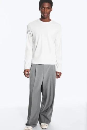 Shrunken Long-Sleeved Cotton T-Shirt – White