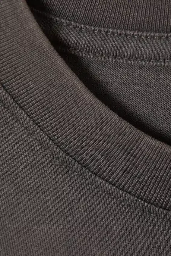 Shrunken Short-Sleeved Cotton T-Shirt – Dark Grey Shrunken Short-Sleeved Cotton T-Shirt – Dark Grey