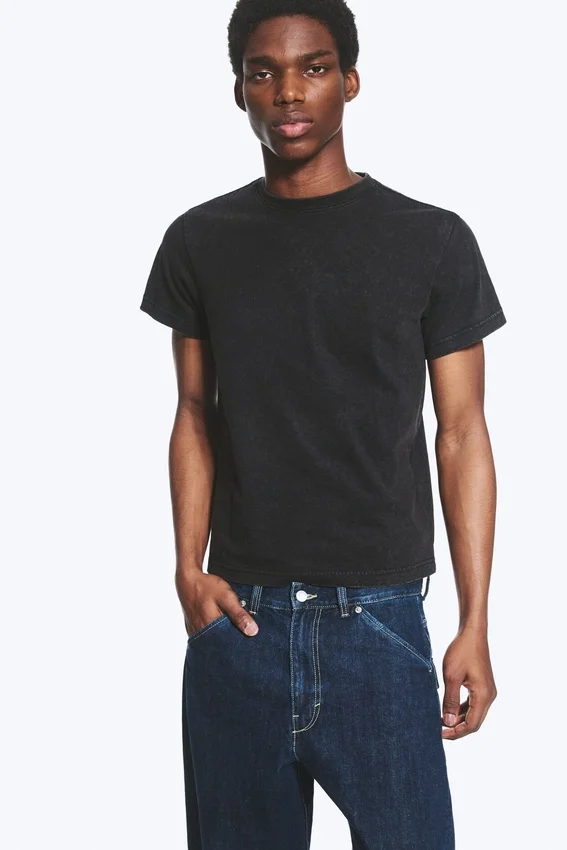 Shrunken Short-Sleeved Cotton T-Shirt – Worn Black Shrunken Short-Sleeved Cotton T-Shirt – Worn Black
