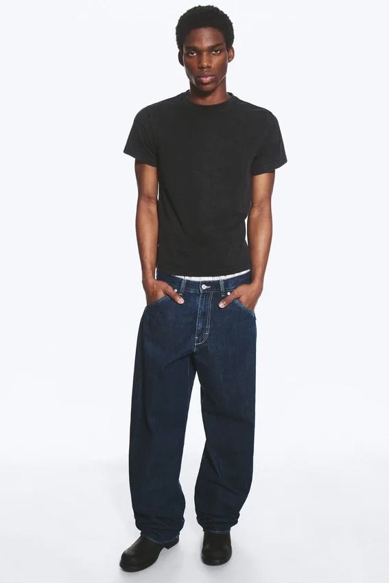 Shrunken Short-Sleeved Cotton T-Shirt – Worn Black Shrunken Short-Sleeved Cotton T-Shirt – Worn Black