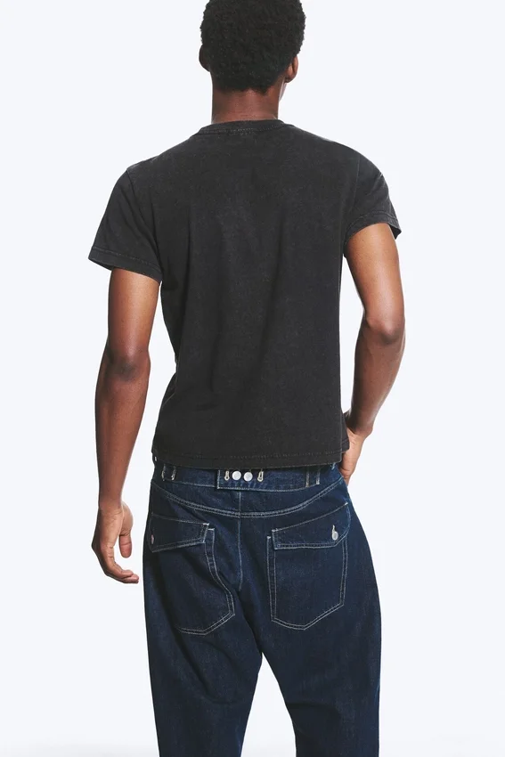Shrunken Short-Sleeved Cotton T-Shirt – Worn Black Shrunken Short-Sleeved Cotton T-Shirt – Worn Black