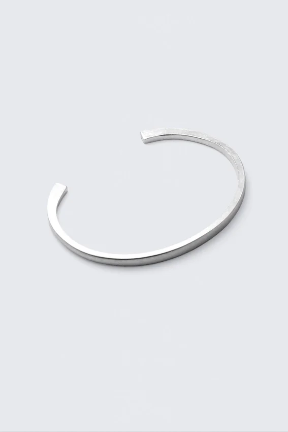 Silver-Plated Open Cuff Bracelet – Silver Silver-Plated Open Cuff Bracelet – Silver