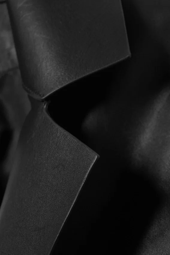 Single-Breasted Leather Coat – Black Single-Breasted Leather Coat – Black