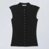 Sleeveless Button-Up Top – Black Sleeveless Button-Up Top – Black