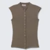 Sleeveless Button-Up Top – Dark Mole Sleeveless Button-Up Top – Dark Mole