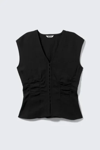 Sleeveless Crinkle Top – Black