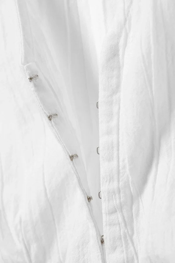 Sleeveless Crinkle Top – White Sleeveless Crinkle Top – White
