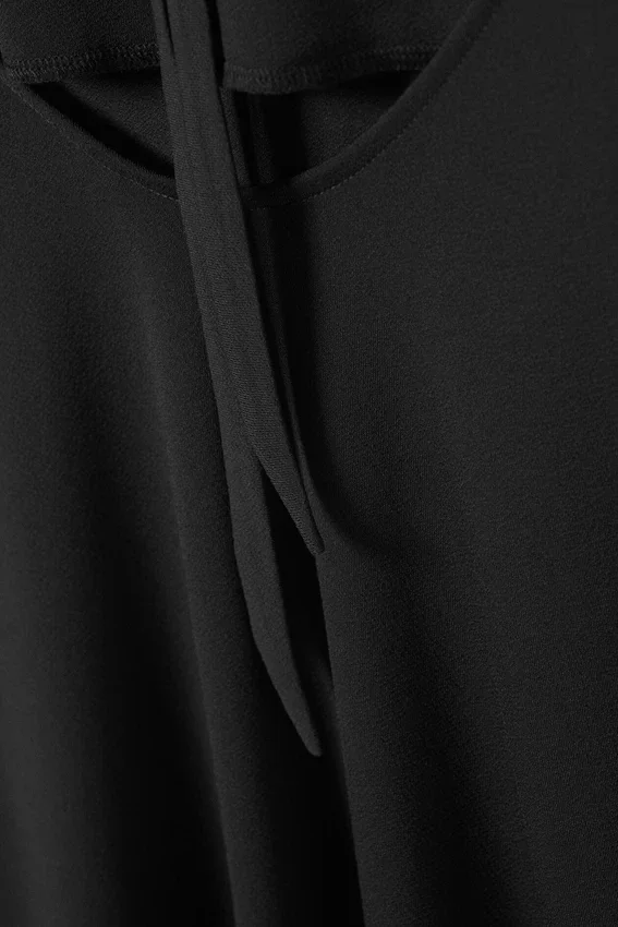 Sleeveless Halterneck Maxi Dress – Black Sleeveless Halterneck Maxi Dress – Black