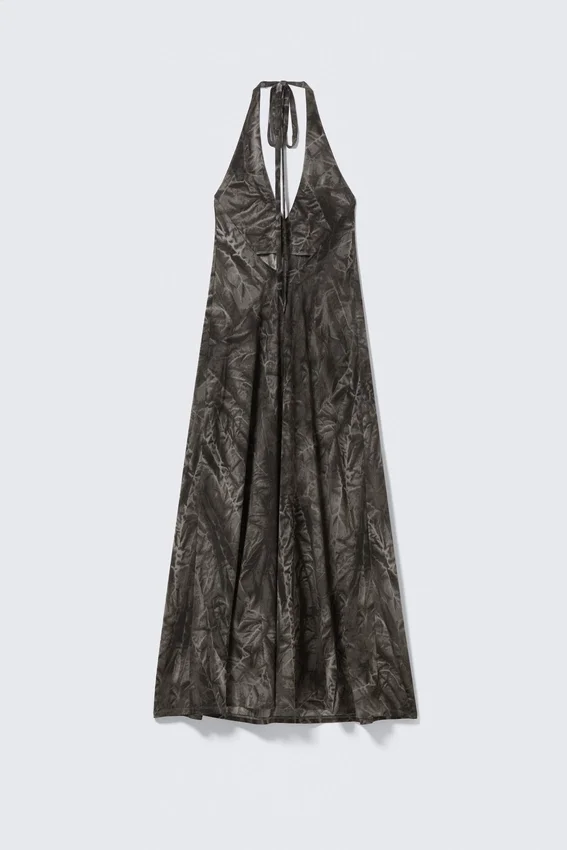 Sleeveless Halterneck Maxi Dress – Dark Grey – Crinkle Print Sleeveless Halterneck Maxi Dress – Dark Grey – Crinkle Print