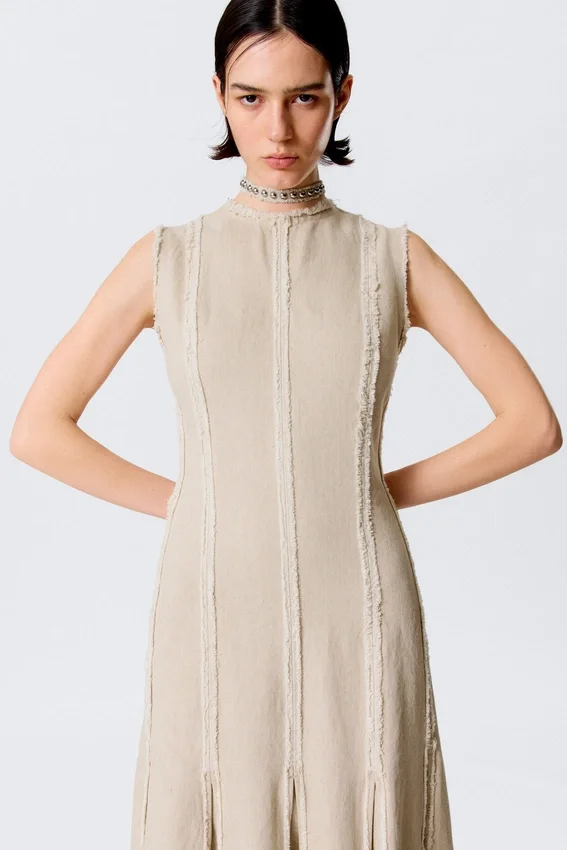 Sleeveless Linen-Blend Panelled Maxi Dress – Light Beige Sleeveless Linen-Blend Panelled Maxi Dress – Light Beige