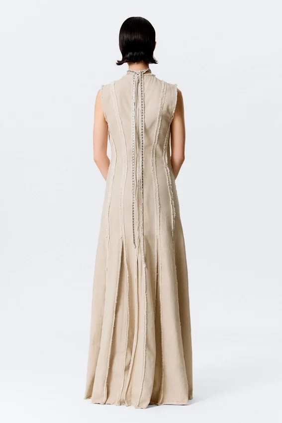 Sleeveless Linen-Blend Panelled Maxi Dress – Light Beige Sleeveless Linen-Blend Panelled Maxi Dress – Light Beige