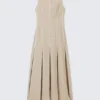 Sleeveless Linen-Blend Panelled Maxi Dress – Light Beige Sleeveless Linen-Blend Panelled Maxi Dress – Light Beige