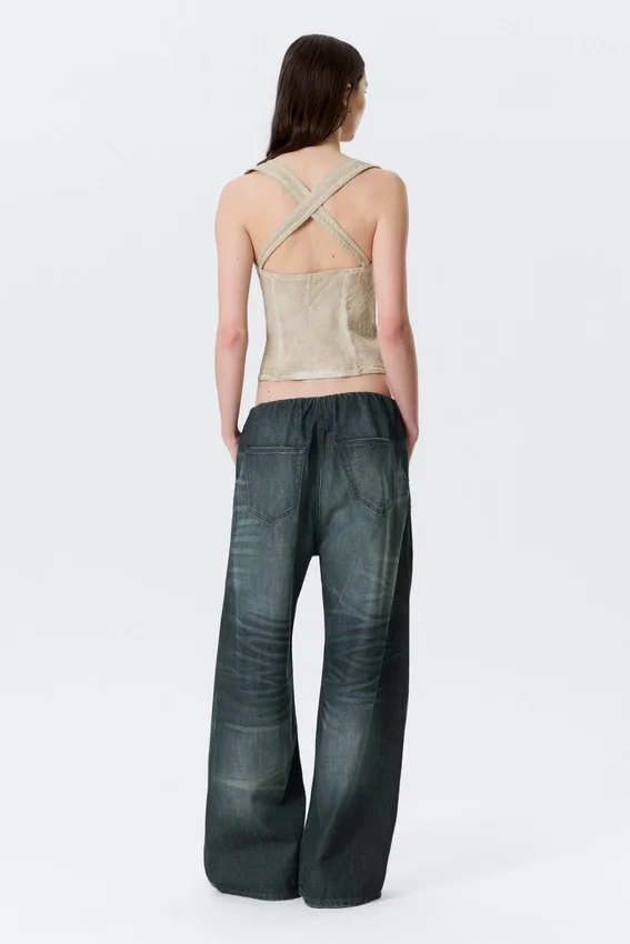 Sleeveless V-Neck Zip Top – Light Mole Sleeveless V-Neck Zip Top – Light Mole