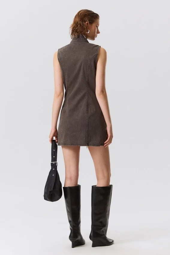 Slim Curvy Zip Mini Dress – Dark Grey Slim Curvy Zip Mini Dress – Dark Grey