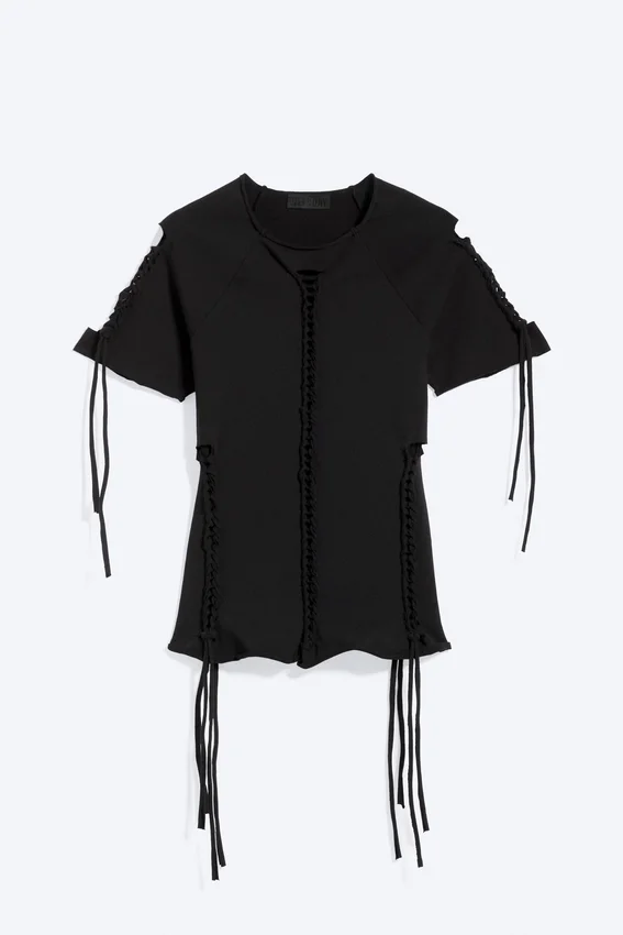 Slim Fit Knot Tee – Black Slim Fit Knot Tee – Black