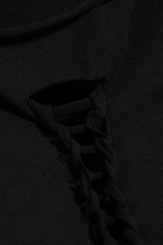 Slim Fit Knot Tee – Black Slim Fit Knot Tee – Black