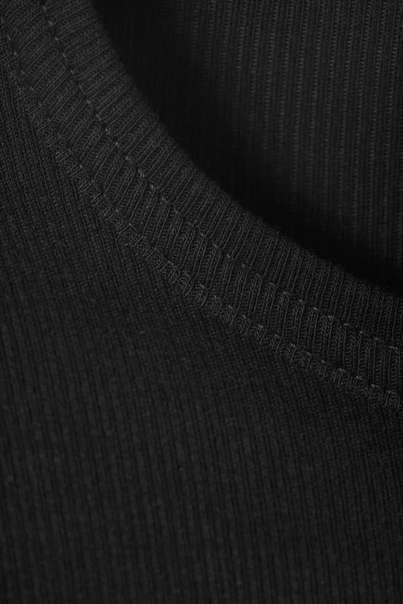 Slim Fit Ribbed Cotton T-Shirt – Black Slim Fit Ribbed Cotton T-Shirt – Black