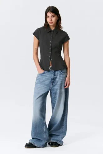 Slim Fit Short-Sleeved Crepe Shirt – Dark Grey – Pinstriped