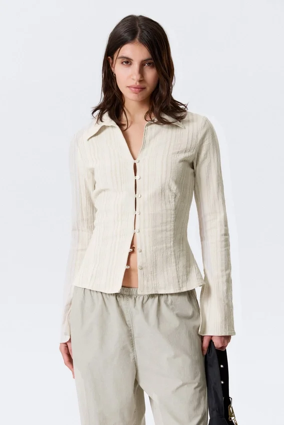 Slim Fit Textured Blouse – Light Beige Slim Fit Textured Blouse – Light Beige