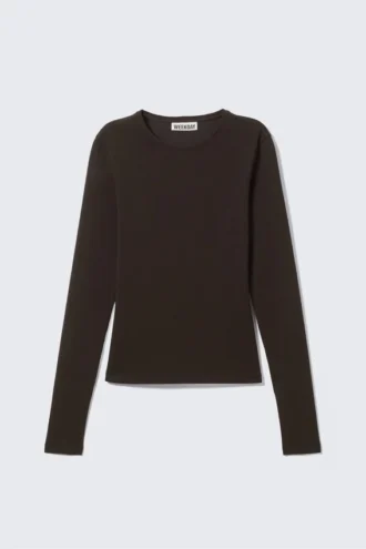 Slim Fitted Long Sleeve – Dark Brown