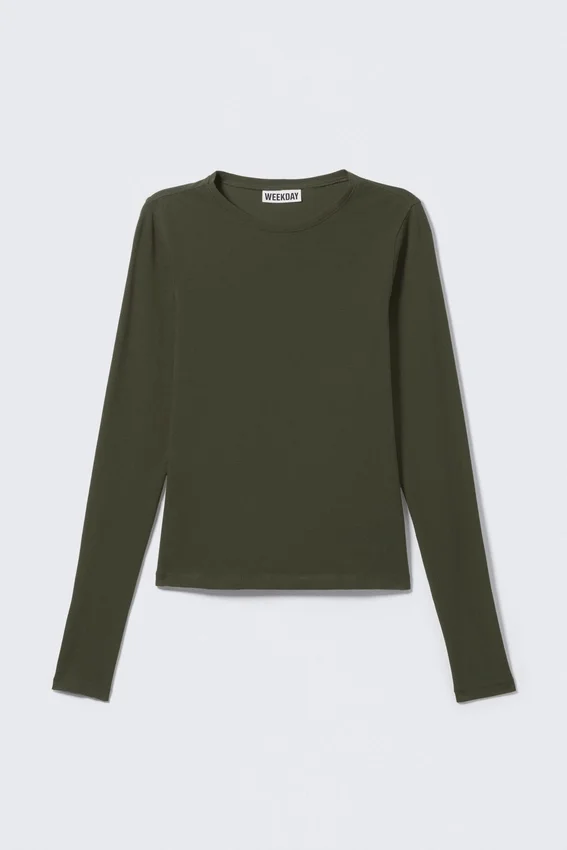 Slim Fitted Long Sleeve – Dark Khaki Green Slim Fitted Long Sleeve – Dark Khaki Green
