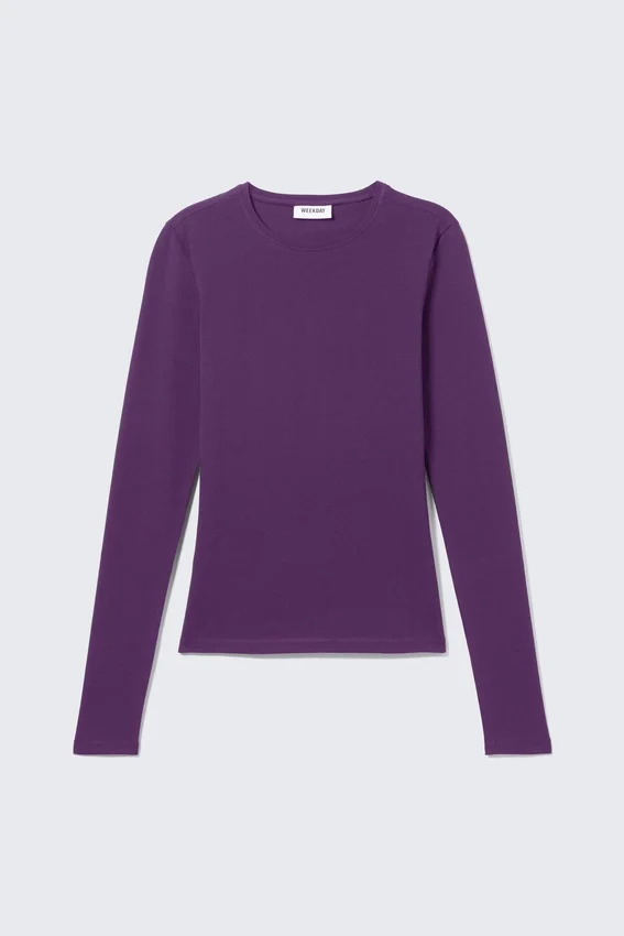 Slim Fitted Long Sleeve – Dark Purple Slim Fitted Long Sleeve – Dark Purple