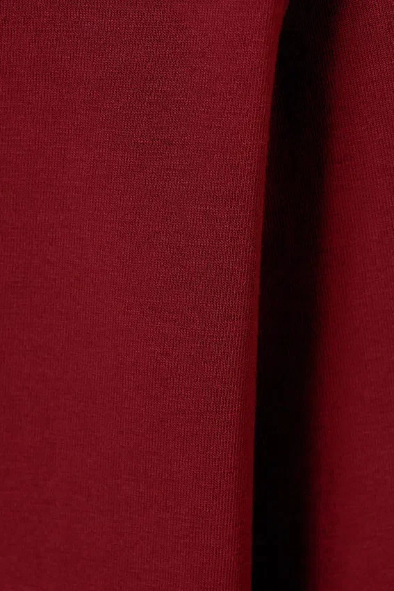 Slim Fitted Long Sleeve – Dark Red Slim Fitted Long Sleeve – Dark Red