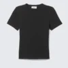 Slim Fitted T-Shirt – Black Slim Fitted T-Shirt – Black