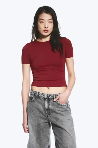 Slim Fitted T-Shirt – Dark Red