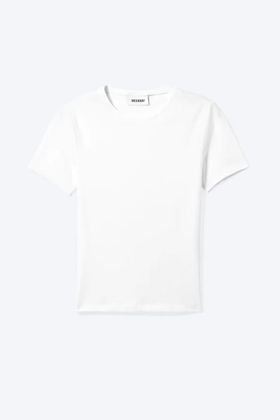 Slim Fitted T-Shirt – White Slim Fitted T-Shirt – White