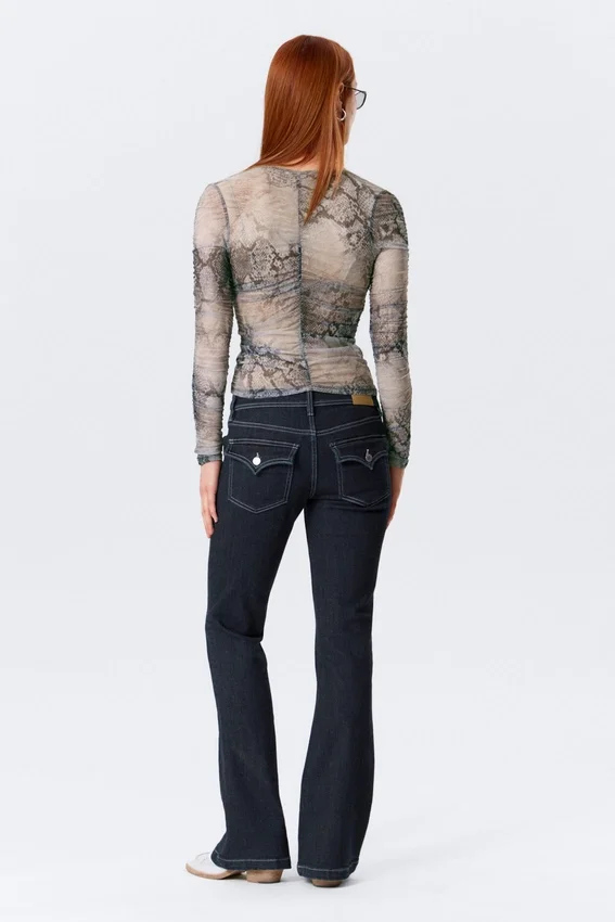 Slim Gathered Long-Sleeved Mesh Cardigan – Beige/Grey – Snakeskin Print Slim Gathered Long-Sleeved Mesh Cardigan – Beige/Grey – Snakeskin Print