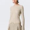 Slim Knitted Boat-Neck Sweater – Beige Slim Knitted Boat-Neck Sweater – Beige