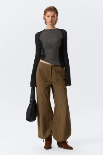 Slim Knitted Raglan-Sleeved Sweater – Black & Grey