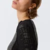 Slim Knitted Raglan-Sleeved Sweater – Black & Grey Slim Knitted Raglan-Sleeved Sweater – Black & Grey