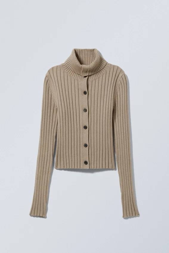 Slim Knitted Turtleneck Cardigan – Dusty Beige Slim Knitted Turtleneck Cardigan – Dusty Beige