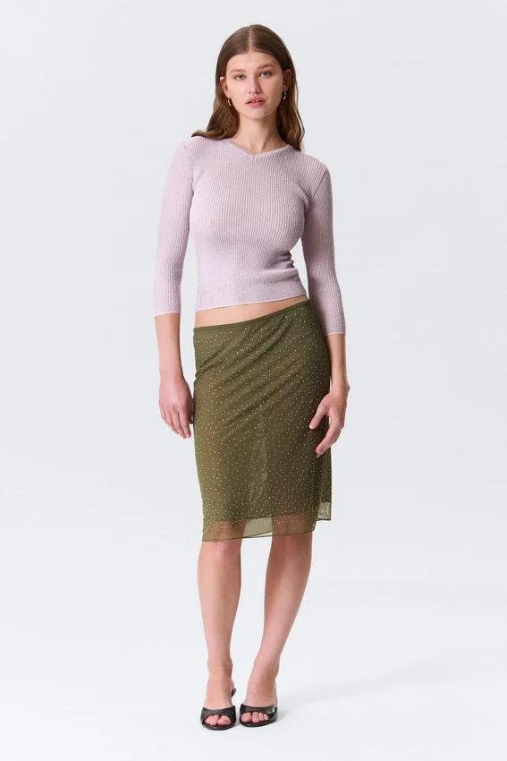 Slim Knitted V-Neck Sweater – Light Pink Slim Knitted V-Neck Sweater – Light Pink