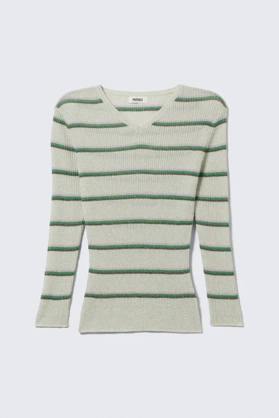 Slim Knitted V-Neck Sweater – Striped Light Grey Slim Knitted V-Neck Sweater – Striped Light Grey