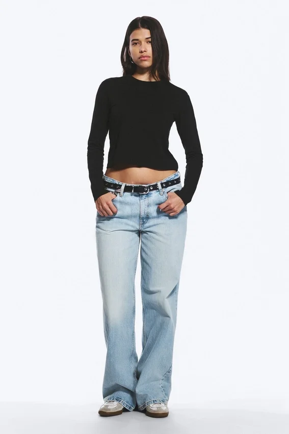 Slim Long-Sleeved Cotton Top – Black Slim Long-Sleeved Cotton Top – Black