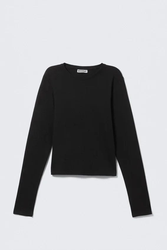 Slim Long-Sleeved Cotton Top – Black Slim Long-Sleeved Cotton Top – Black