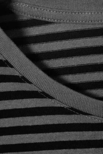 Slim Long-Sleeved Cotton Top – Black & Grey Stripes