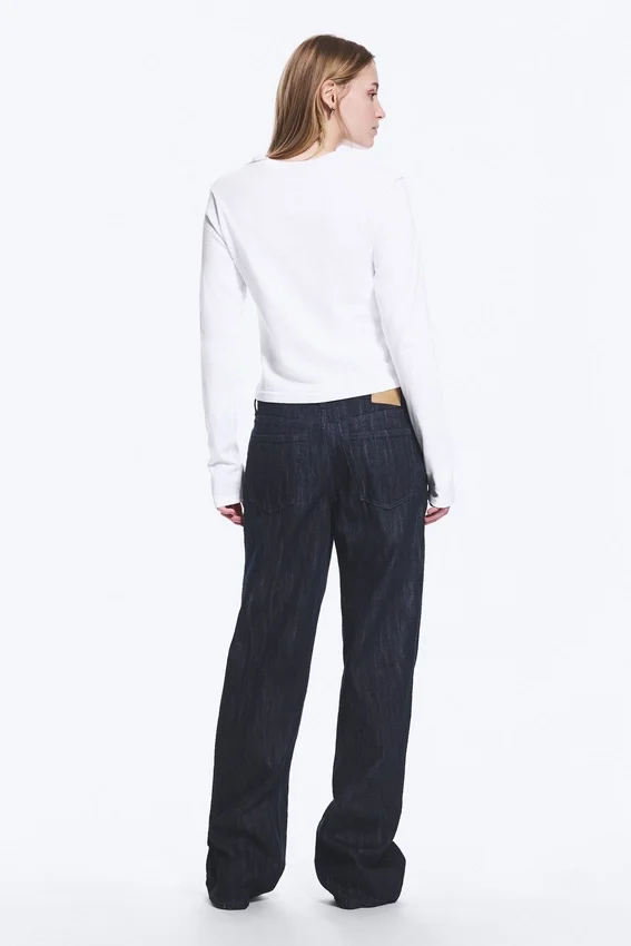 Slim Long-Sleeved Cotton Top – White Slim Long-Sleeved Cotton Top – White