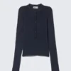 Slim Long-Sleeved Henley Top – Dark Blue Slim Long-Sleeved Henley Top – Dark Blue