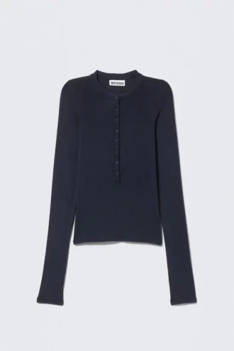 Slim Long-Sleeved Henley Top – Dark Blue