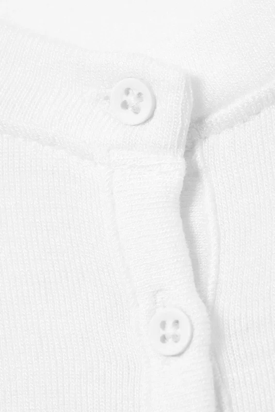 Slim Long-Sleeved Henley Top – White Slim Long-Sleeved Henley Top – White