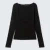 Slim Long-Sleeved Open Back Top – Black Slim Long-Sleeved Open Back Top – Black