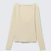 Slim Long-Sleeved Open Back Top – Light Dusty Beige Slim Long-Sleeved Open Back Top – Light Dusty Beige