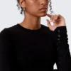 Slim Long-Sleeved Press Stud Top – Black Slim Long-Sleeved Press Stud Top – Black