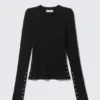 Slim Long-Sleeved Press Stud Top – Black Slim Long-Sleeved Press Stud Top – Black